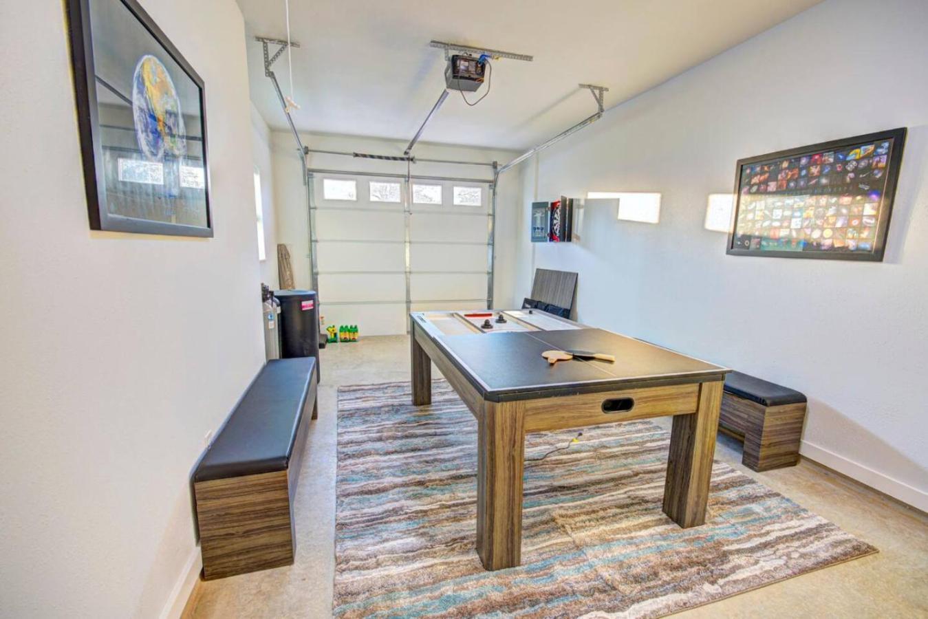 The Lodge At Little Ranches Central Sleeps 26 Wimberley Dış mekan fotoğraf