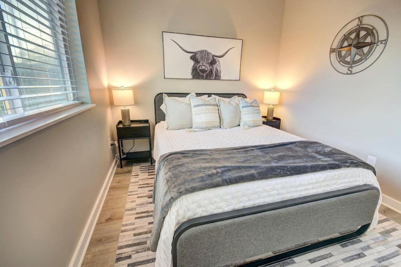 The Lodge At Little Ranches Central Sleeps 26 Wimberley Dış mekan fotoğraf