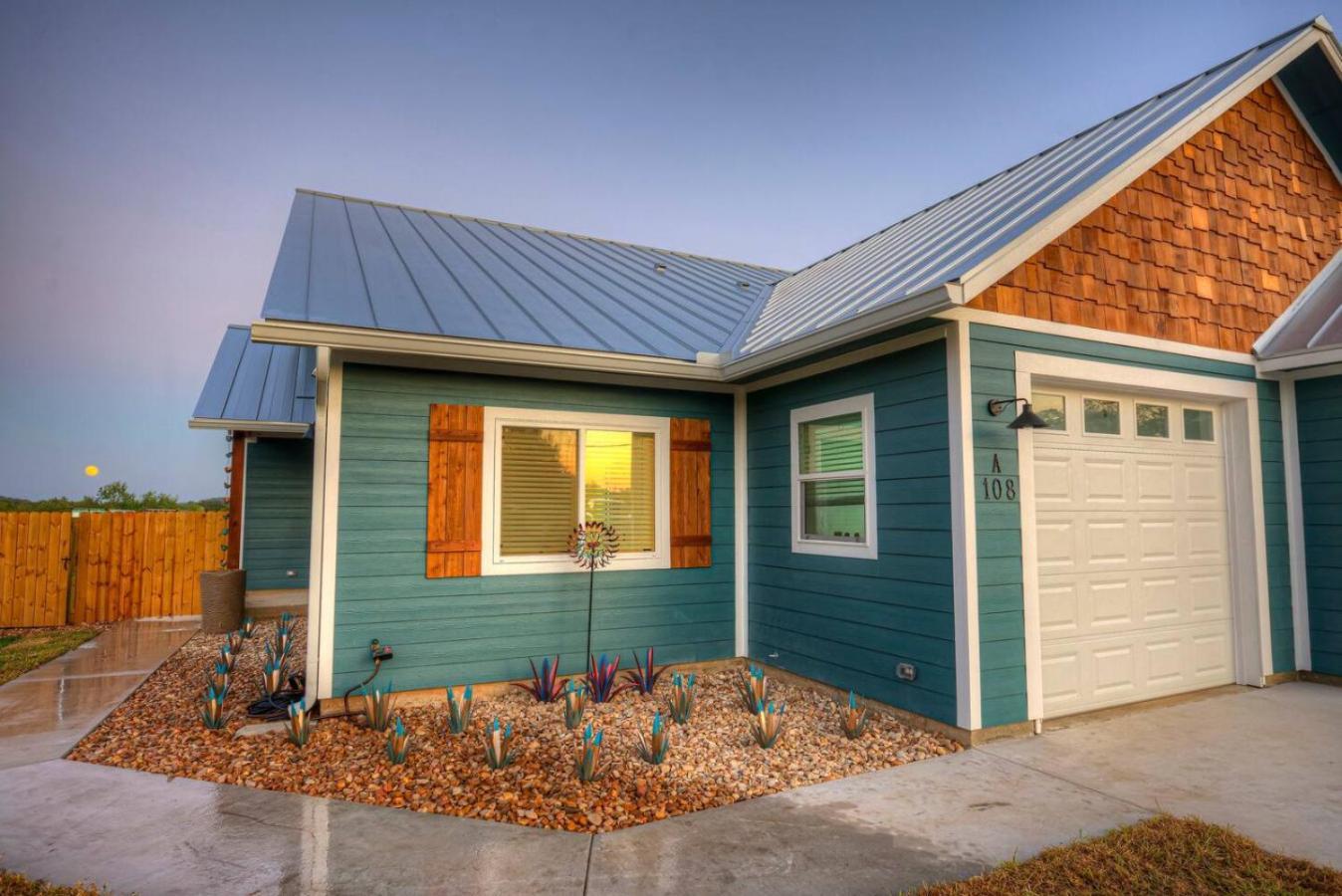 The Lodge At Little Ranches Central Sleeps 26 Wimberley Dış mekan fotoğraf