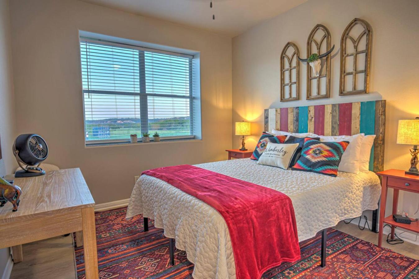 The Lodge At Little Ranches Central Sleeps 26 Wimberley Dış mekan fotoğraf