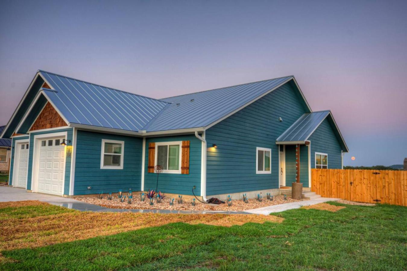 The Lodge At Little Ranches Central Sleeps 26 Wimberley Dış mekan fotoğraf